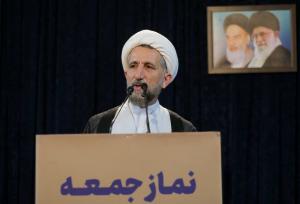 امام جمعه قزوین: ملت ایران در برابر شیطنت‌های آمریکا با صلابت ایستادگی خواهد کرد