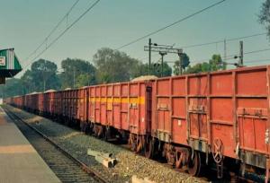 ترانزیت زغال‌سنگ روسیه به هند از طریق «راه‌آهن ایران»