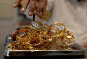 بازار طلا روند صعودی و شکننده دارد