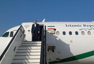 وزیر امور خارجه وارد گیلان شد