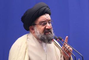 خاتمی: می‌خواستند ما نباشیم، اما بیچاره‌شان می‌کنیم