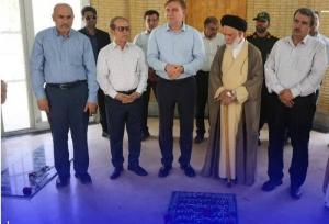 غبارروبی گلزار شهدای شهرستان دیر با حضور استاندار بوشهر