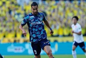 شهاب زاهدی در ژاپن ماندنی شد