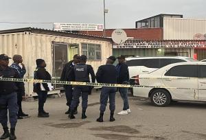 ۱۱ کشته و ۱۴ زخمی در تیراندازی در آفریقای جنوبی