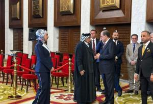 حضور شخصیت‌های سیاسی عراقی پای صندوق‌های رأی+ فیلم