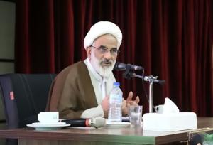 حاجی صادقی:خواهران بسیج طلاب پرچمداران جنگ شناختی هستند