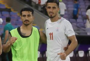 دو ستاره استقلال و پرسپولیس زیباترین قاب بازی دیشب را ساختند