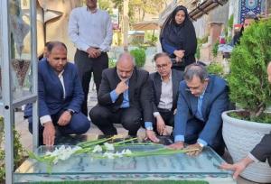 تجدید میثاق رئیس جهاددانشگاهی کشور و هیات همراه با آرمان‌های شهید حاج قاسم سلیمانی