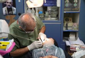 ارائه خدمات رایگان پزشکی در اردوی جهادی کمیته امداد کرمانشاه در دالاهو