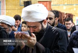 اقامه نماز باران در حوزه علمیه کرمانشاه