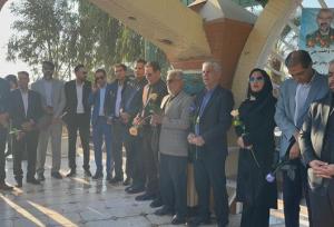 عطر احترام در روز مجلس با یاد بزرگان در جیرفت و عنبرآباد