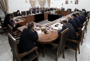 عارف: اصلاحات ساختاری نباید تأثیر منفی بر معیشت مردم داشته باشد