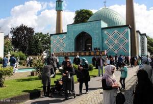 اقدام آلمان در تعطیلی مراکز اسلامی یادآور سیاست های نازی ها است