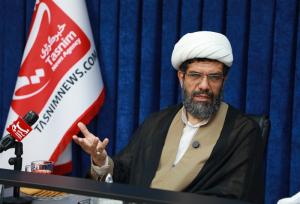 حوزه علمیه همه ظرفیت خود را برای تولید دانش اسلامی پای کار بیاورد