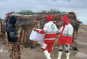 امدادرسانی هلال احمر به بیش از ١۴٠٠ نفر در حوادث جوی کرمان