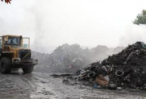 آتش در کمین سایت های زباله مازندران/ طلای کثیف جنگل سوز می‌شود