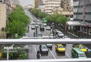 پیش‌بینی وزش باد شدید و رعدوبرق پراکنده در تهران