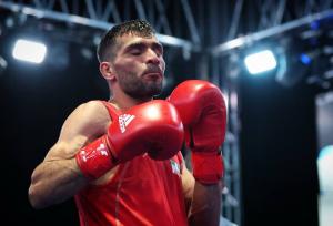 شه‌بخش: امتیاز راند سرنوشت‌ساز را به حریف دادند/ بوکس نیازمند تن‌به‌تن شدن با رقبای اصلی است