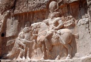 نقش پیروزی ایرانی‌ها بر سلطه غرب در دل تاریخ