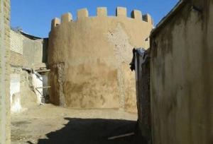 حیدری: بنای تاریخی برج و باروی زنجان احیا می شود