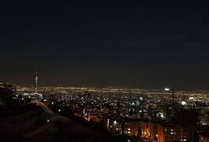 شنیده شدن صدای چندین انفجار مهیب در تهران