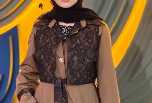 تیپ مجلسی و کلاسیک بازیگر «ستایش ۳» جلب توجه کرد