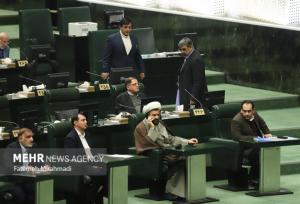 رشد اقتصادی در ۶ ماهه نخست امسال منفی بوده است