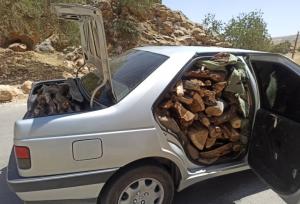 خودروی شوتی حامل چوب قاچاق در گچساران توقیف شد