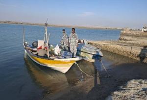 توقیف قایق ترال ۸۵ در آب‌های شرق جاسک