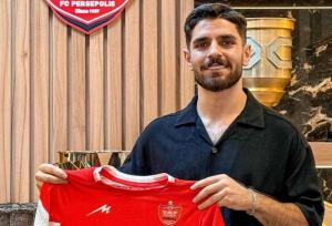تمدید قرارداد عمری با پرسپولیس