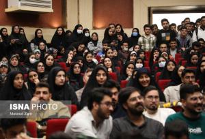 مدیر تشکل‌های دانشجویی دانشگاه لرستان: جنبش دانشجویی ایران میزبان طیف‌های متنوع فکری بوده است