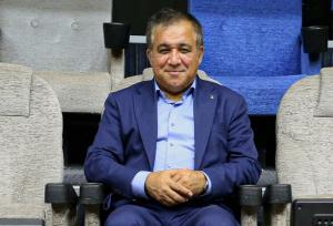 تاجرنیا: از هر چیزی که شادی را به کام مردم تلخ کند باید پرهیز کرد