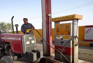 ۱۵۵میلیون لیتر سوخت ماشین‌آلات کشاورزی در آذربایجان غربی توزیع شد