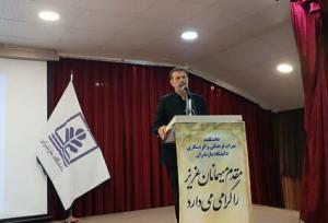 نماینده مردم نوشهر و چالوس: وزرای که کم کار استیضاح قرار می‌شوند