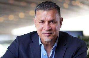 قاب مشترک علی دایی و ساسی مانکن حاشیه‌ساز شد