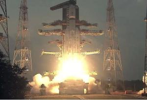 ماهواره نظامی هند به فضا رفت