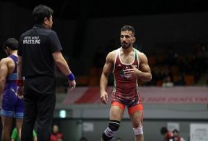 محمد سیاهوشی دومین فینالیست کشتی آزاد شد 
