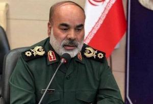 سردار کرمی: مدافعان سلامت در خط مقدم جبهه خدمتگذاری هستند