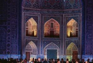 کنسرت خواننده ایتالیایی با فضایی شبیه ایران برگزار شد