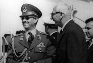 تصویری کمیاب از «گلنار، دختر رئیس ساواک» در میدان اسب‌سواری