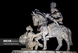 ایران ایستاده است؛ جهان دوباره زانو خواهد زد