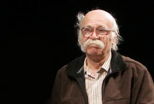 اهل تهران بود، اما «ده شلمرود» را به همه معرفی کرد