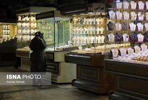 ‌ قیمت طلا و نقره به طور لحظه‌ای تحت تأثیر اخبار سیاسی داخلی و بین‌المللی در حال تغییر است