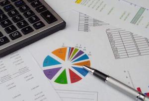 استاد دانشگاه: اخلاق حرفه‌ای حاشیه نیست، هسته اعتبار حسابداری است