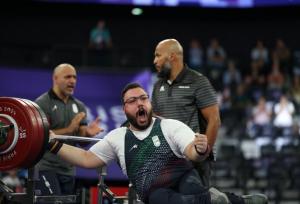 روز طلایی برای ورزش ایران؛ روح الله رستمی صاحب مدال طلا شد