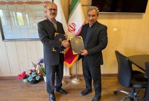 تفاهم‌نامه ارتقای سلامت بینایی در کردستان امضا شد