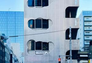 معماری این ساختمان در توکیو سوژه داغ عکاسان شد!