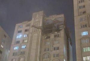 تصویر یک خانه در شهرک محلاتی  که هدف قرار گرفت