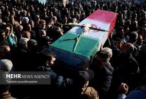 تشییع و تدفین شهید گمنام در شهر کرفس