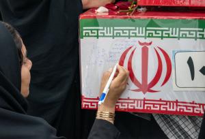 پیکر دو شهید گمنام دفاع مقدس وارد زنجان شد